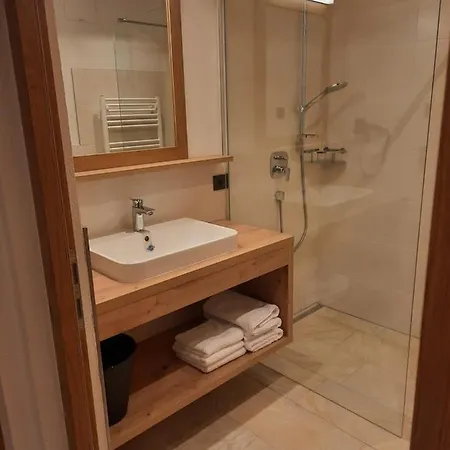 Апартаменты Sonnenappartements Madlstatthof Вильдшёнау